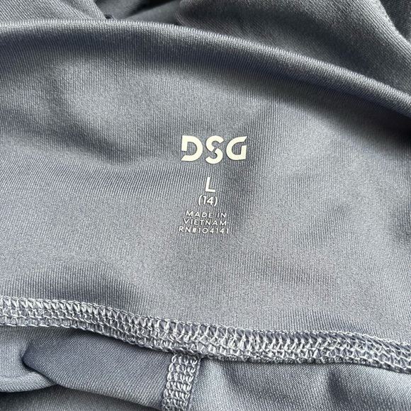 High-waisted girls legging 🖤 - Picture 7 of 7